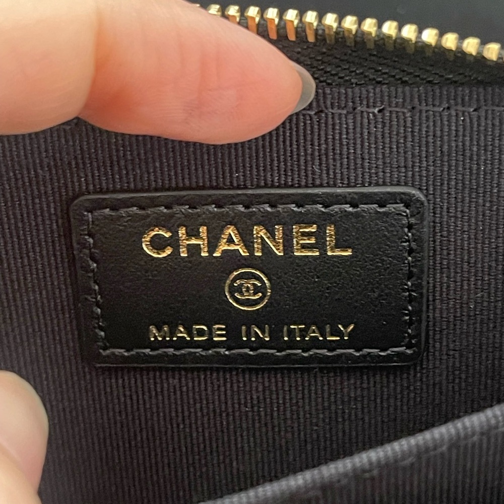 Chanel zip wallet coins purse - Picture 7 of 8